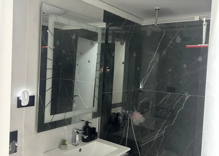 Apartman 3 Hanul Piratilor